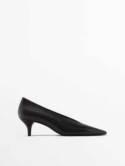 POINTED HIGH-HEEL SHOES