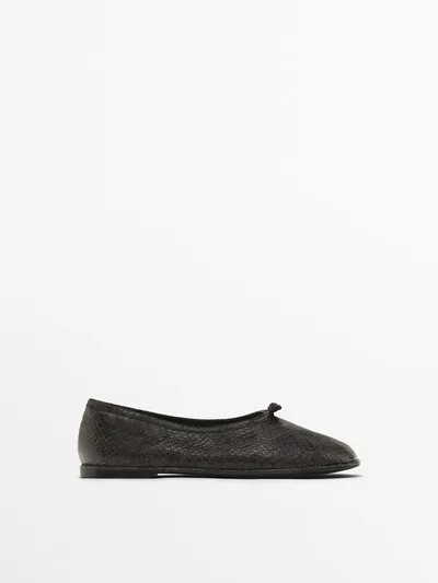 LEATHER BALLET FLATS WITH KNOT